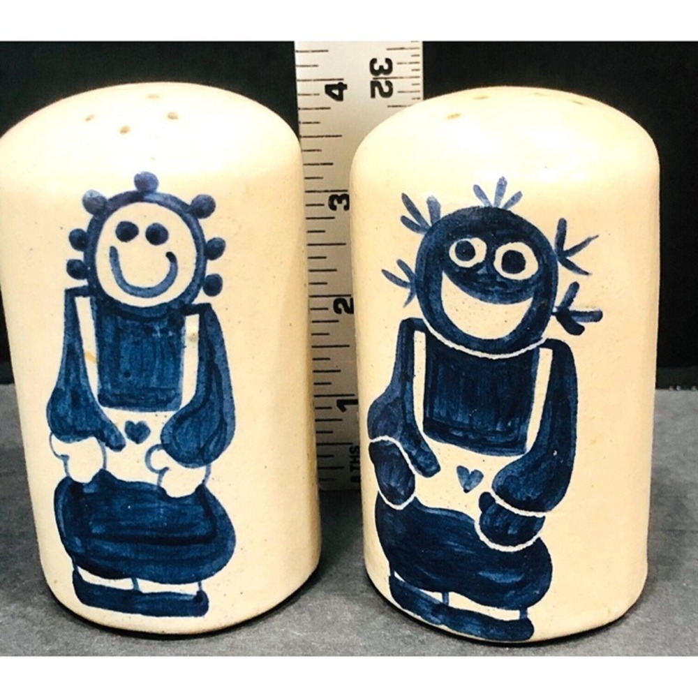 Blue Folk Art Character Ceramic Salt Pepper Shakers Raggedy Ann Andy Country‎